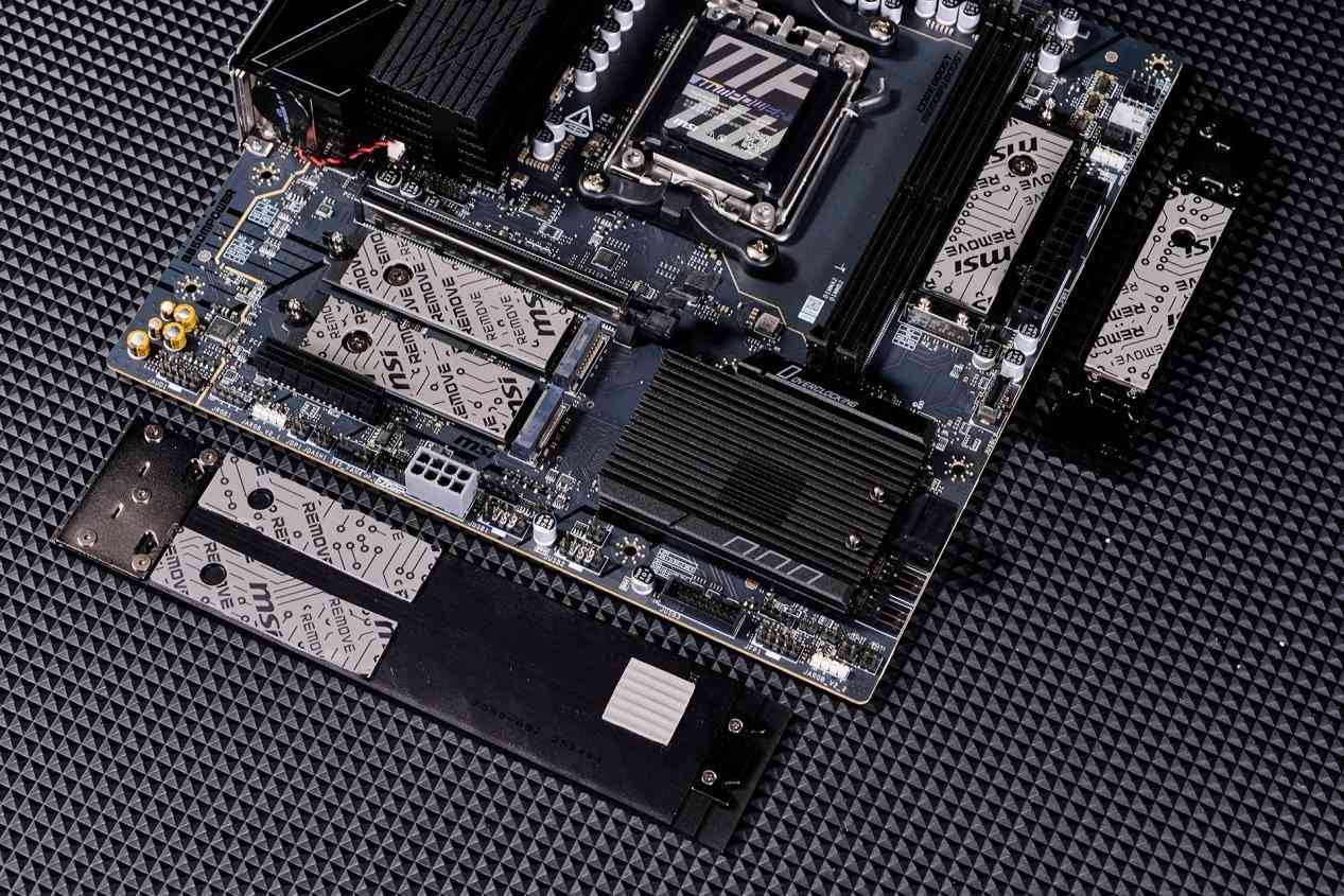 微星B850MPOWER主板深度评测：MPOWER系列的超频传奇延续，千元级性能炸裂之选