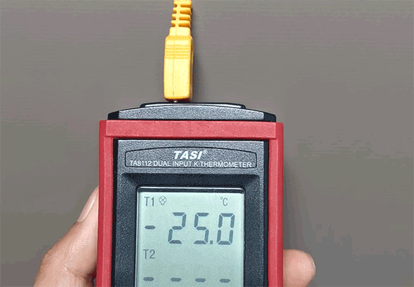 松下冰箱怎么样？决定厨房幸福感的王炸家电非它莫属，松下自由嵌入系列冰箱深度评测