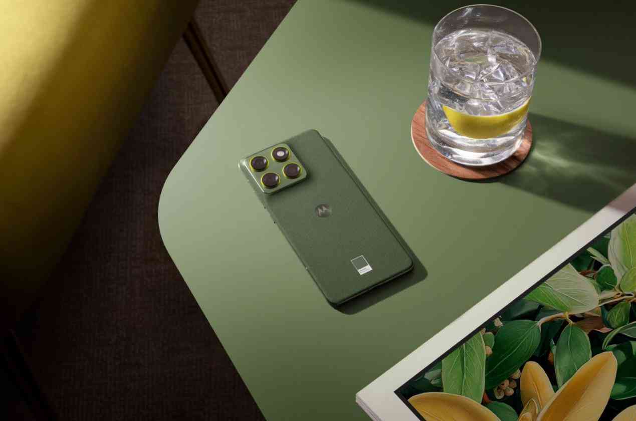 联想手机怎么样 ​6mm以内才是真Air，联想moto X70 Air成当下最值得入手轻薄AI手机