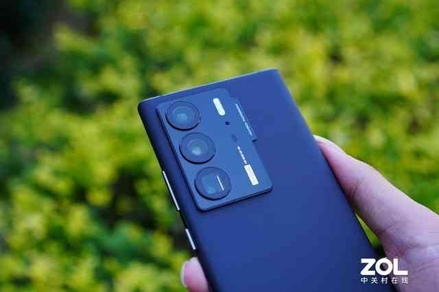 中兴Axon 40 Ultra深度评测：旗舰手机的稳定性优势