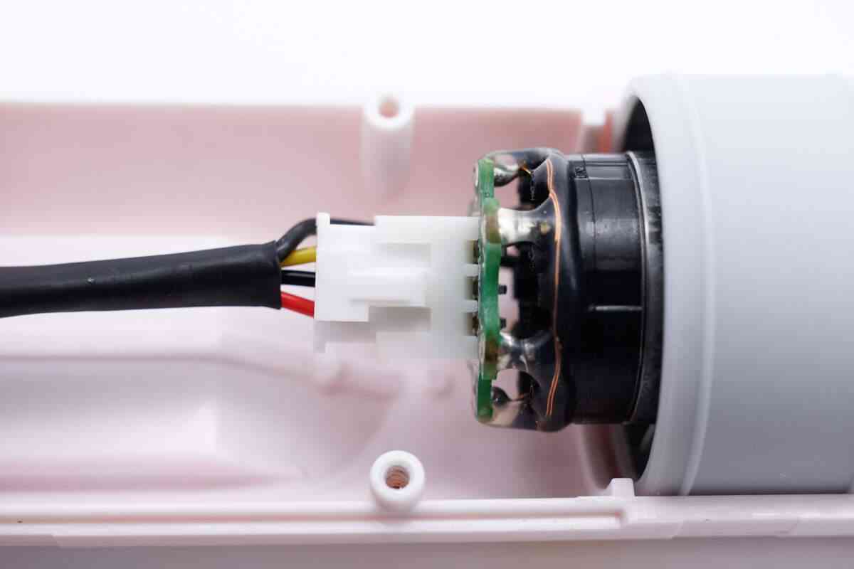 飞科高速吹风机深度评测：200元档无刷电机神器值不值得入手？