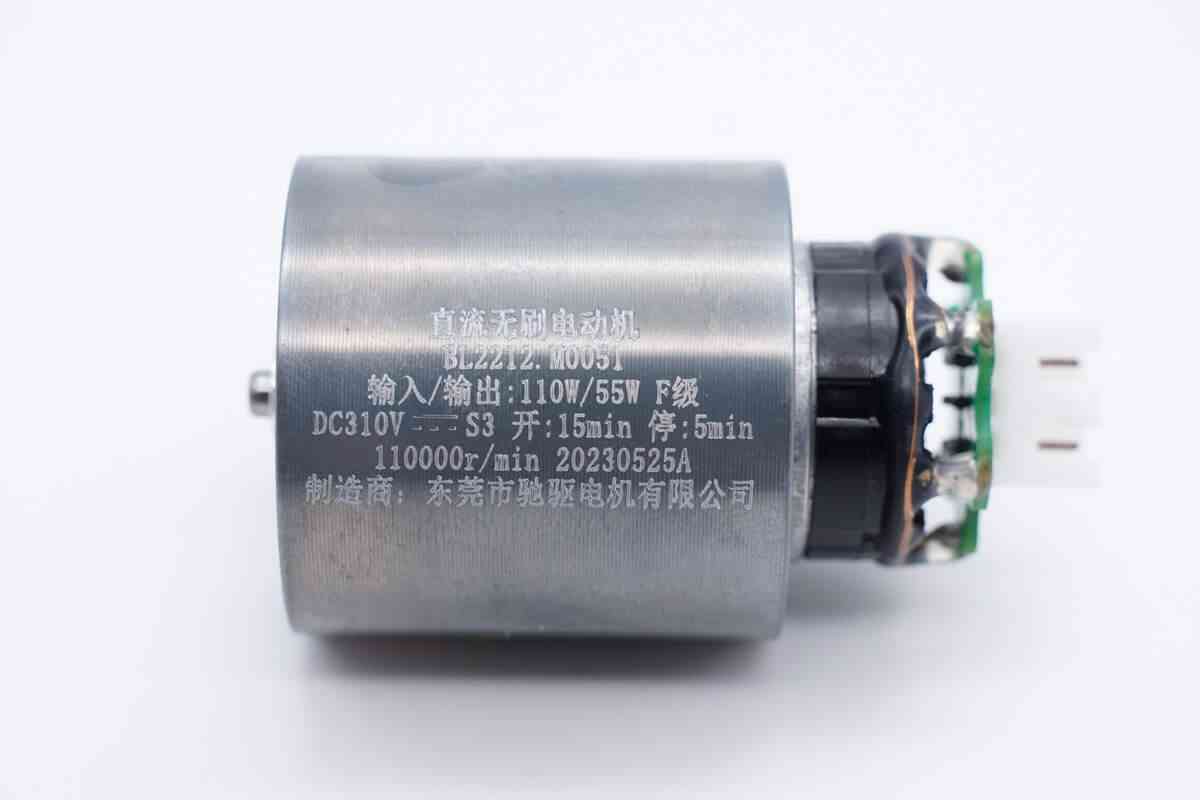 飞科高速吹风机深度评测：200元档无刷电机神器值不值得入手？