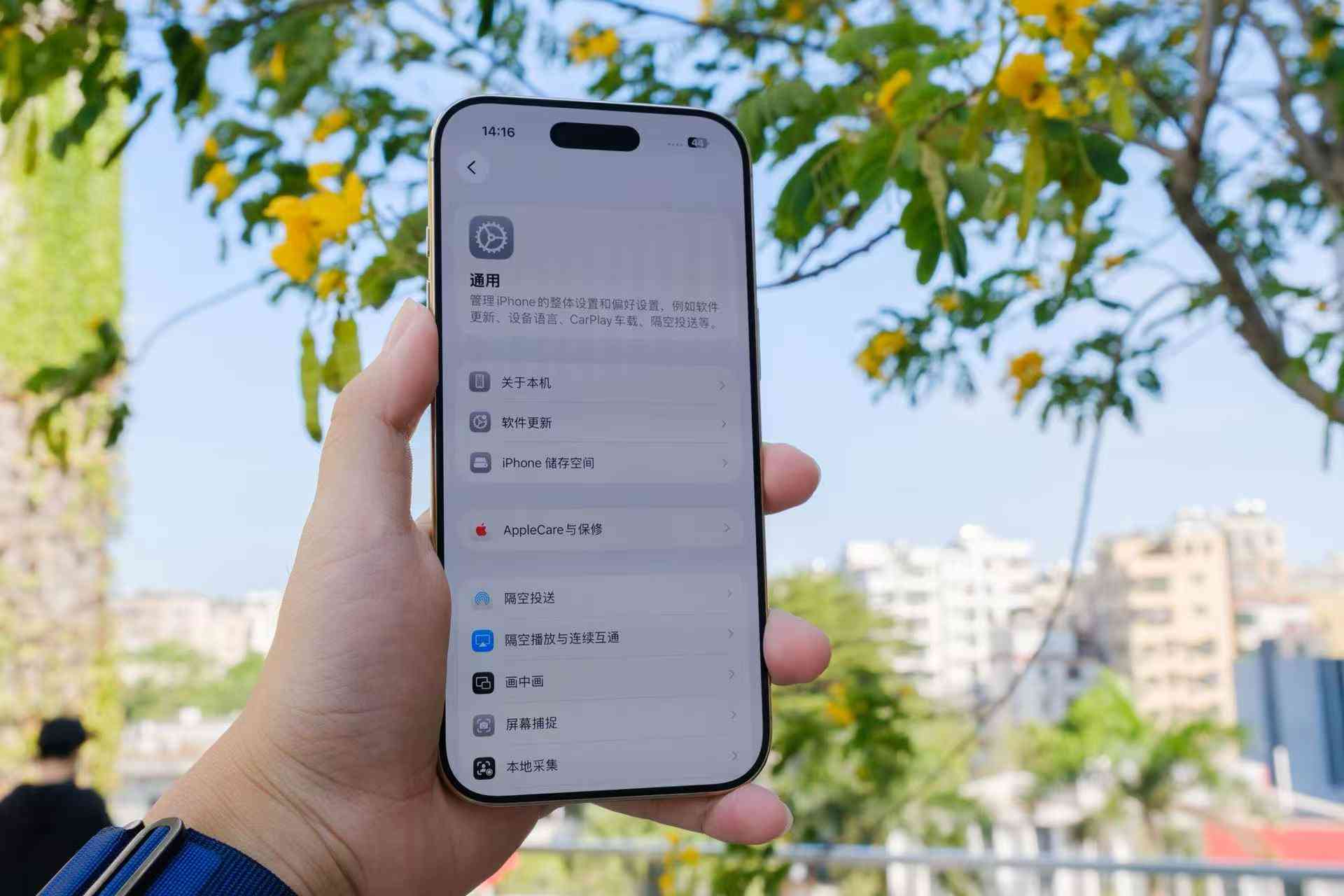 苹果air怎么样 极致轻薄！iPhone Air评测：手感绝了，影像减配也能打
