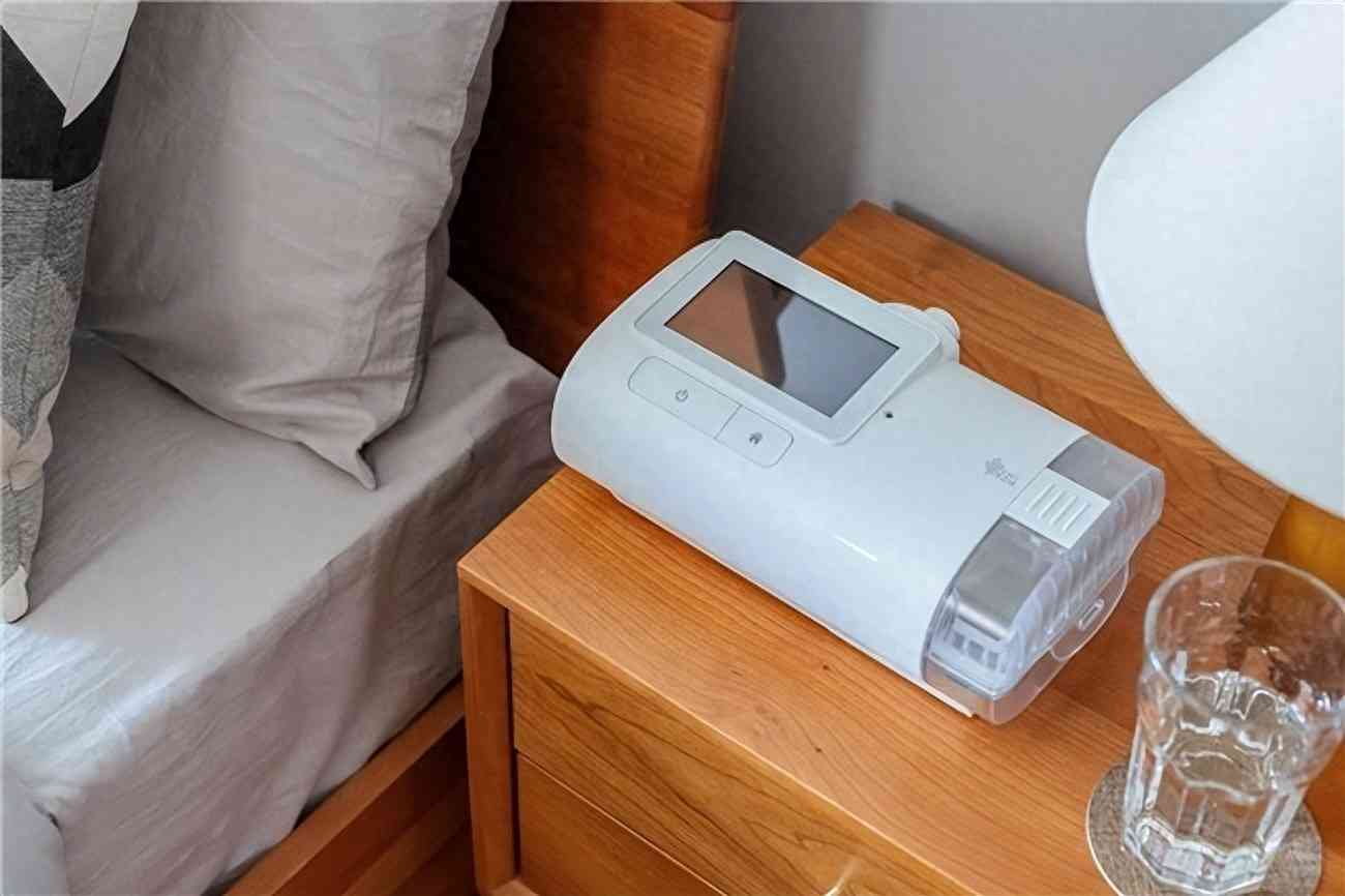 瑞迈特呼吸机怎么样 告别夜间呼吸困扰：瑞迈特呼吸机，健康睡眠的守护伙伴