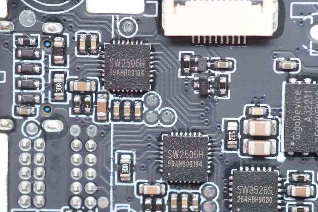 安克充电宝怎么样 数显充电宝选购指南!安克热门款拆解,这些芯片决定你的充电体验 安克充电宝怎么样 数显充电宝选购指南!安克热门款拆解,这些芯片决定你的充电体验