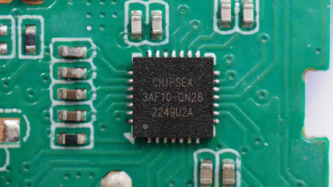 安克充电宝怎么样 数显充电宝选购指南!安克热门款拆解,这些芯片决定你的充电体验 安克充电宝怎么样 数显充电宝选购指南!安克热门款拆解,这些芯片决定你的充电体验