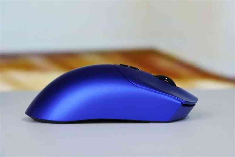 雷柏鼠标怎么样 雷柏VT7金属漆鼠标评测：性能解锁能耗更优 向旗舰再进半步