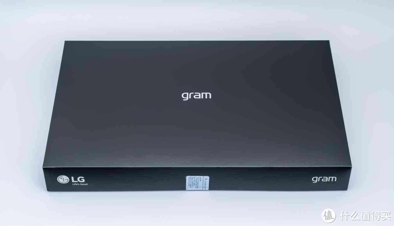 LG gram 2021款深度评测：1.19kg超轻薄16英寸移动办公利器