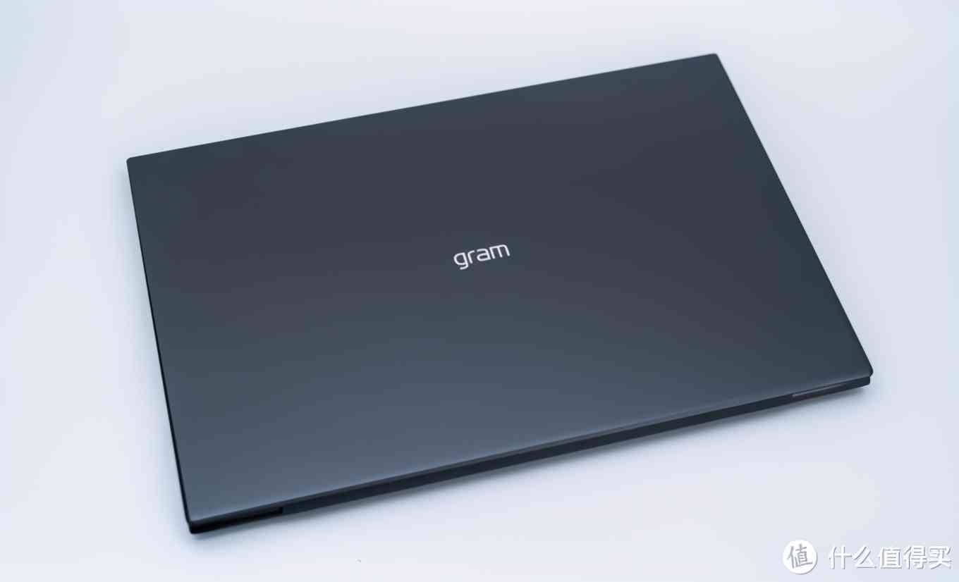 LG gram 2021款深度评测：1.19kg超轻薄16英寸移动办公利器