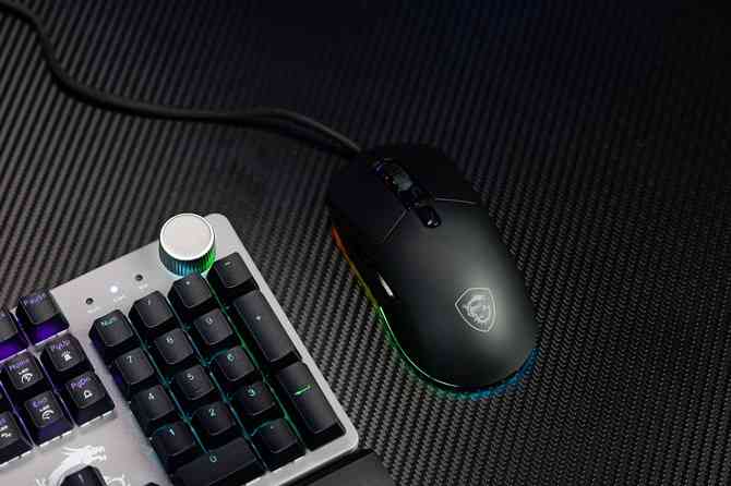 微星鼠标怎么样 微星GK320&GM330游戏键盘鼠标体验评测：一把键盘两个形态 主流级玩家优选