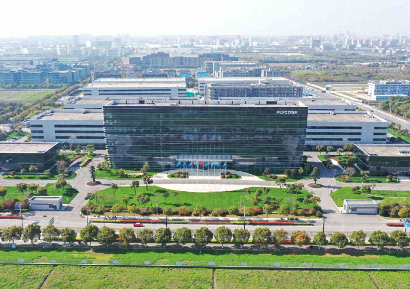 飞科剃须刀质量深度解析：国产剃须刀之王的挑战与转型之路