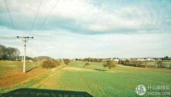 索尼RX100怎么样？也谈谈自己使用的SONY索尼DSC-RX100黑卡数码相机